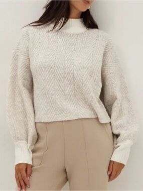 Neutral Chevron Mock Neck Sweater in Cream NWT